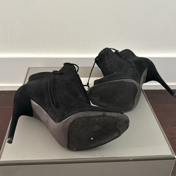 Tom Ford Black Suede Lace Up Open-Toe Booties (38) - Picture 5 of 8